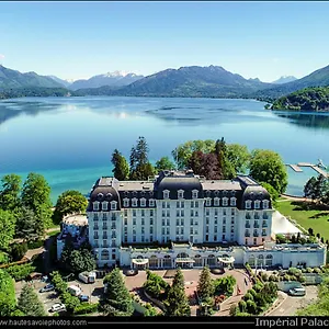 Le Bleu Du Lac: Lakeside Serenity With Private Parking Apartment Annecy